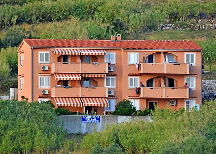 Apartments Jela