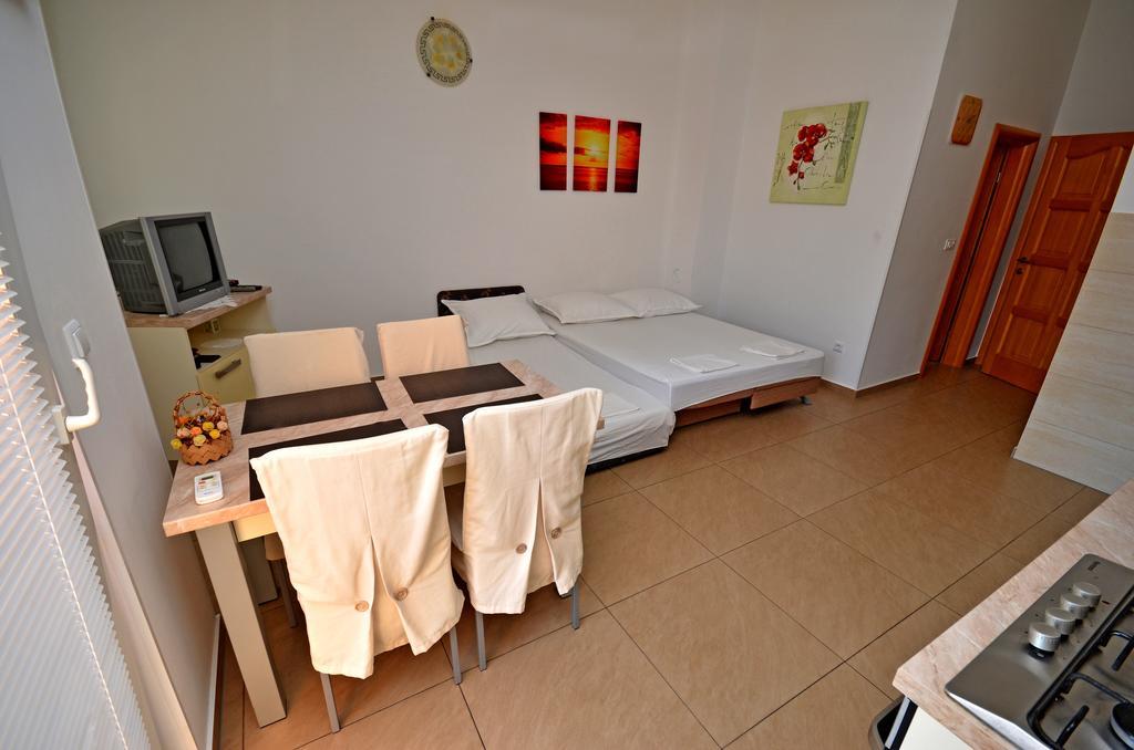 Apartma Jela Metajna