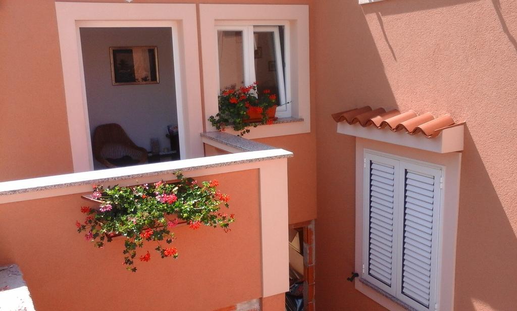 Jela Apartma